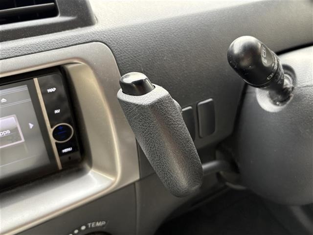 Toyota BB 2013 7921840-5