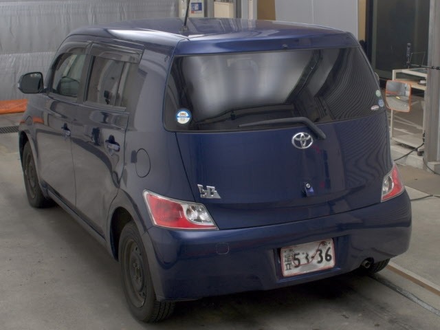 Toyota BB 2008 7921841-1