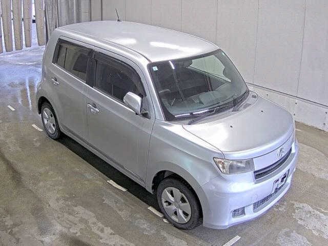 Toyota BB 2009 7921853-0