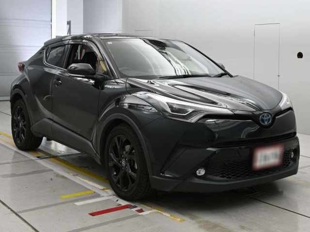 Toyota C-HR 2019 7924338-5