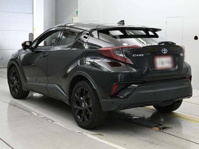 Toyota C-HR 2019 7924338-6