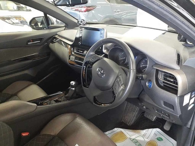 Toyota C-HR 2020 7924342-9