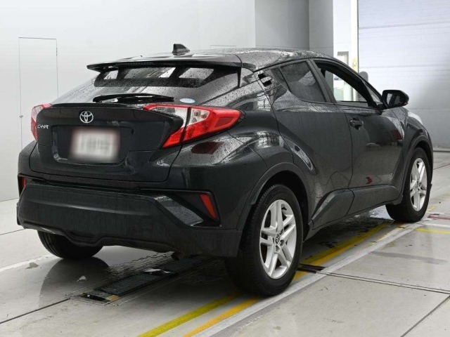 Toyota C-HR 2020 7924350-1