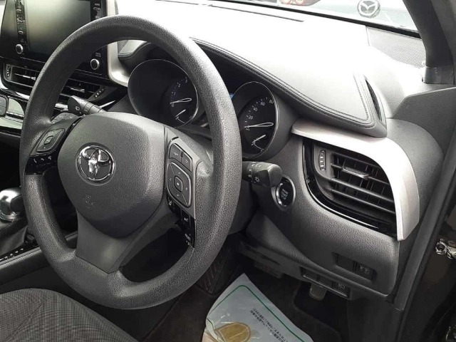 Toyota C-HR 2020 7924350-9