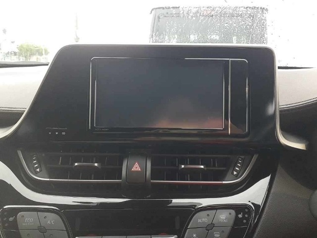 Toyota C-HR 2018 7924351-12