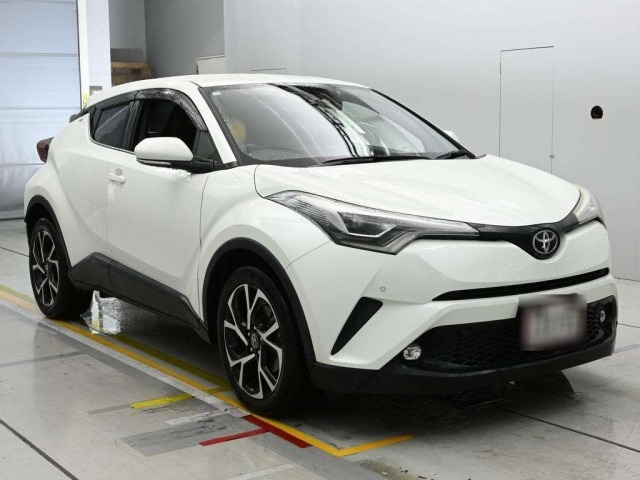 Toyota C-HR 2018 7924351-5