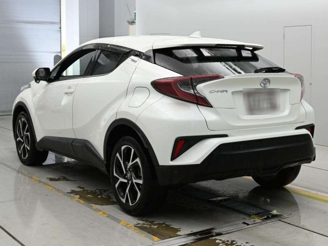 Toyota C-HR 2018 7924351-6