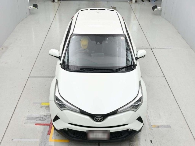 Toyota C-HR 2018 7924351-7