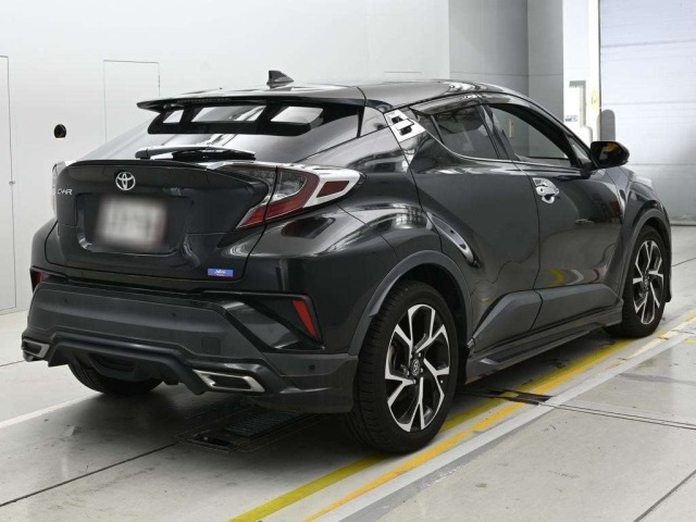 Toyota C-HR 2019 7924353-1
