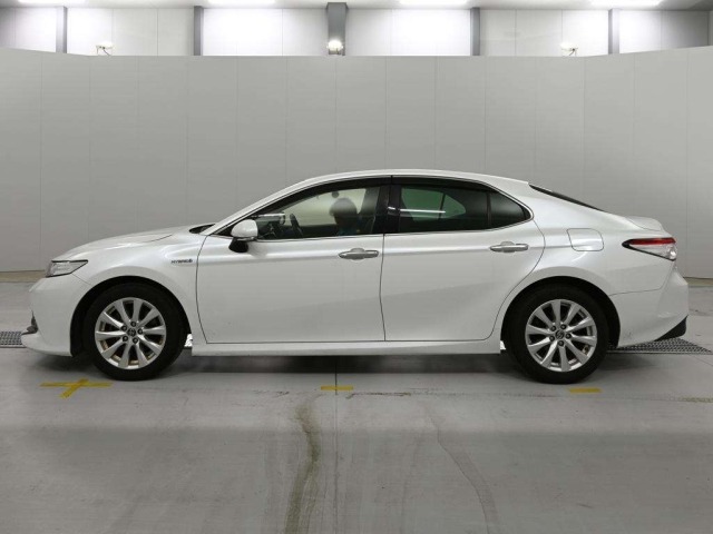 Toyota CAMRY 2018 7924632-4