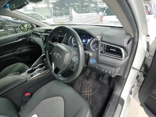 Toyota CAMRY 2018 7924632-9