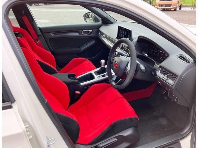 Honda CIVIC 2025 7925569-17