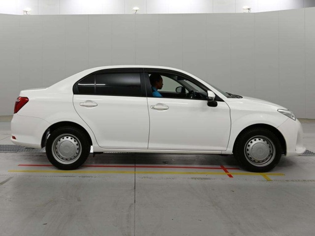 Toyota COROLLA AXIO 2023 7909139-3