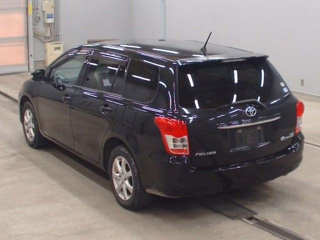 Toyota COROLLA FIELDER 2009 7925588-6