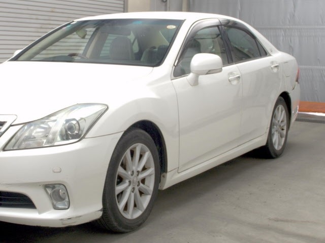 Toyota CROWN 2011 7925847-4