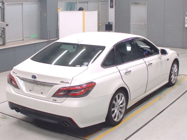 Toyota CROWN 2019 7925865-1