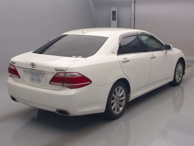 Toyota CROWN 2011 7925870-1