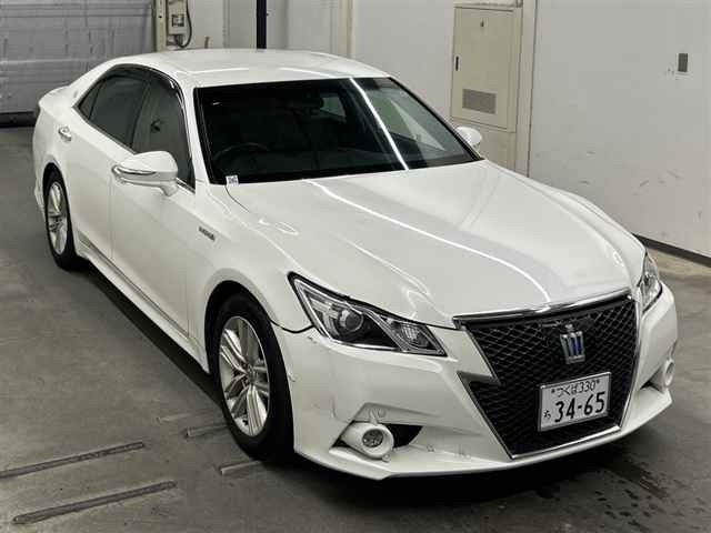 Toyota CROWN 2015 7925873-0