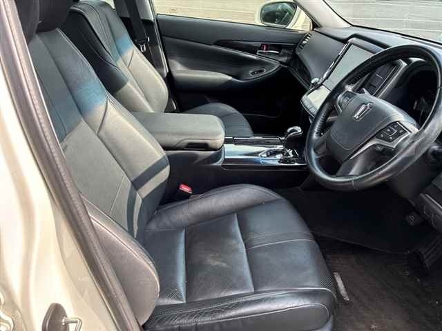 Toyota CROWN 2015 7925873-7