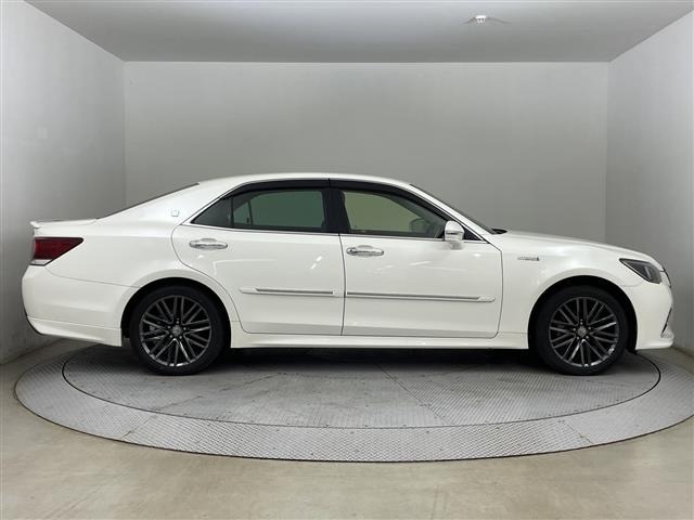 Toyota CROWN 2018 7926030-21