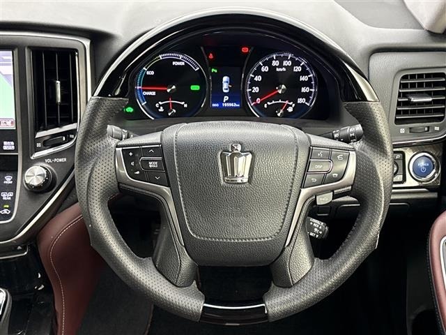 Toyota CROWN 2015 7926085-17