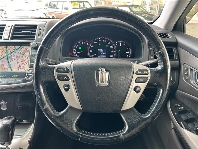 Toyota CROWN 2011 7926086-21