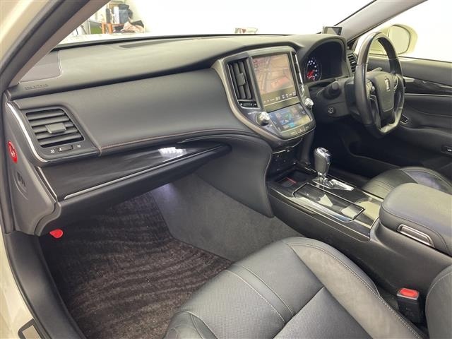 Toyota CROWN 2013 7926093-8
