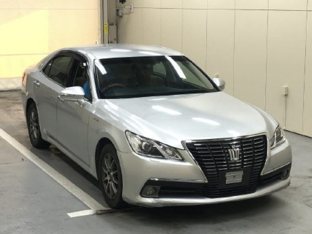 Toyota CROWN 2013 7926098-0