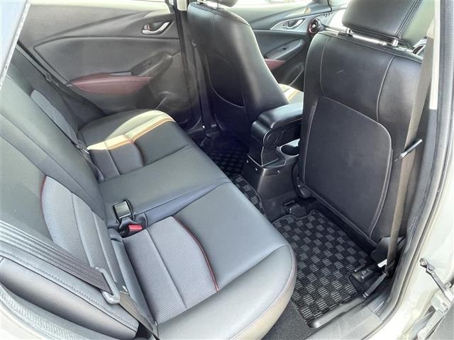 Mazda CX-3 2015 7926003-11