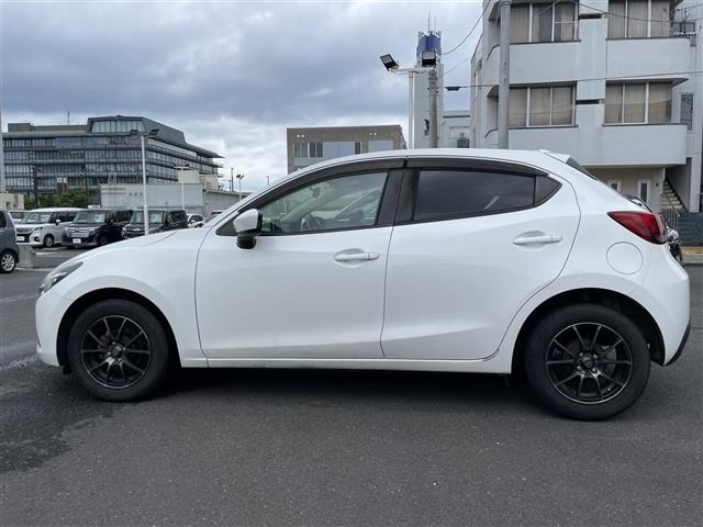 Mazda DEMIO 2015 7921464-2