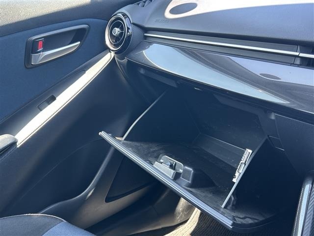 Mazda DEMIO 2015 7921493-21