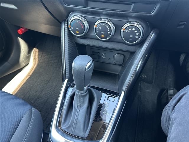 Mazda DEMIO 2015 7921493-7