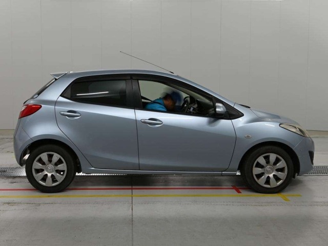 Mazda DEMIO 2012 7921624-3