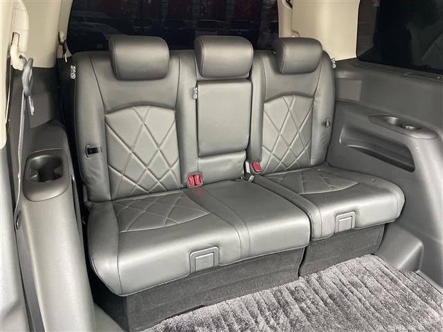 Nissan ELGRAND 2019 7921903-10