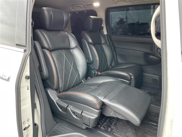 Nissan ELGRAND 2019 7921903-5