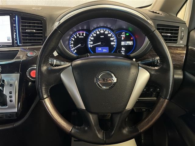 Nissan ELGRAND 2013 7921904-1