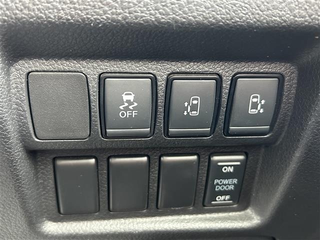 Nissan ELGRAND 2023 7921923-18