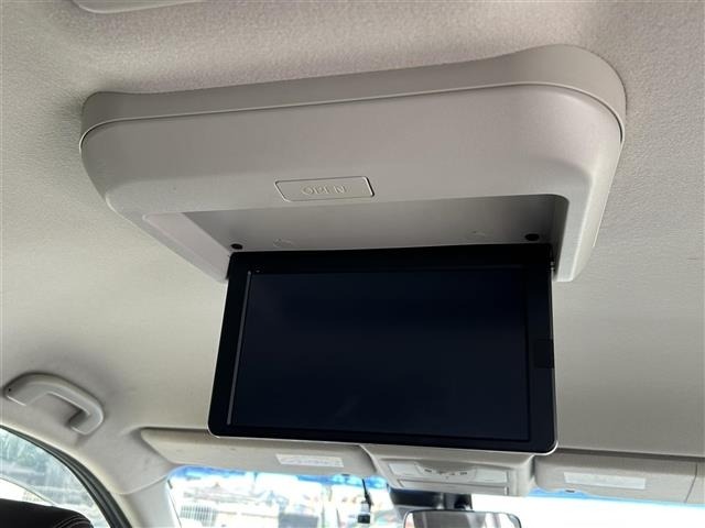 Nissan ELGRAND 2023 7921923-19