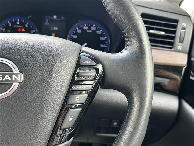 Nissan ELGRAND 2023 7921923-20