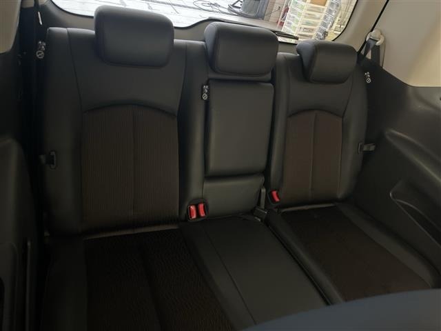 Nissan ELGRAND 2016 7921937-12