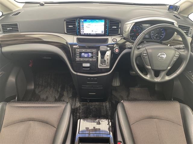 Nissan ELGRAND 2016 7921937-15