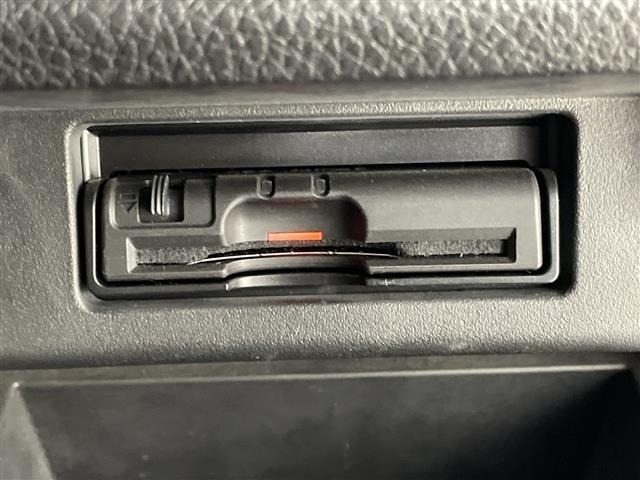 Nissan ELGRAND 2016 7921937-7