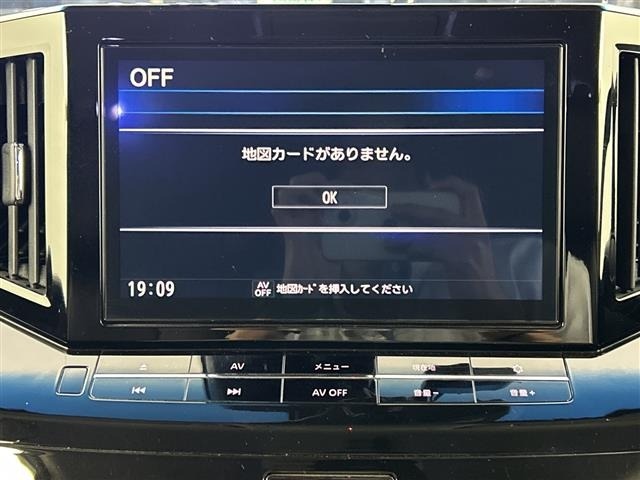 Nissan ELGRAND 2021 7921938-15