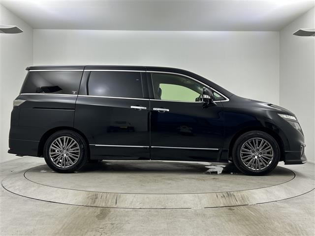 Nissan ELGRAND 2021 7921938-22