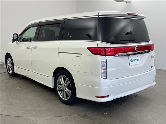 Nissan ELGRAND 2011 7921945-13