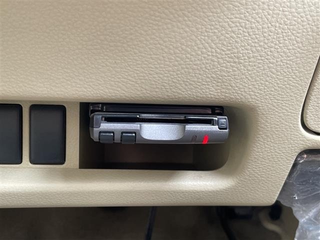 Nissan ELGRAND 2009 7921947-1