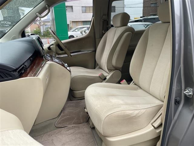 Nissan ELGRAND 2009 7921947-11