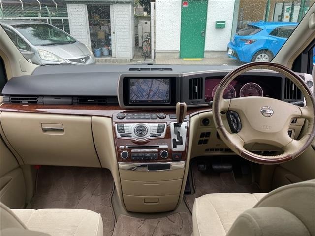 Nissan ELGRAND 2009 7921947-15