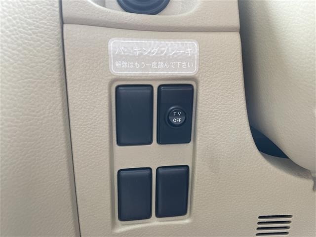 Nissan ELGRAND 2009 7921947-7
