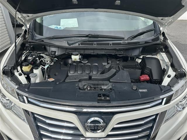 Nissan ELGRAND 2017 7921948-14